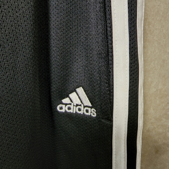 Adidas Tricot Black Capri Running Pants Size Medium - Picture 9 of 11